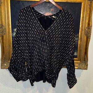 Joie Black V-Neck Silky Batwing Long Sleeve Blouse Size Large